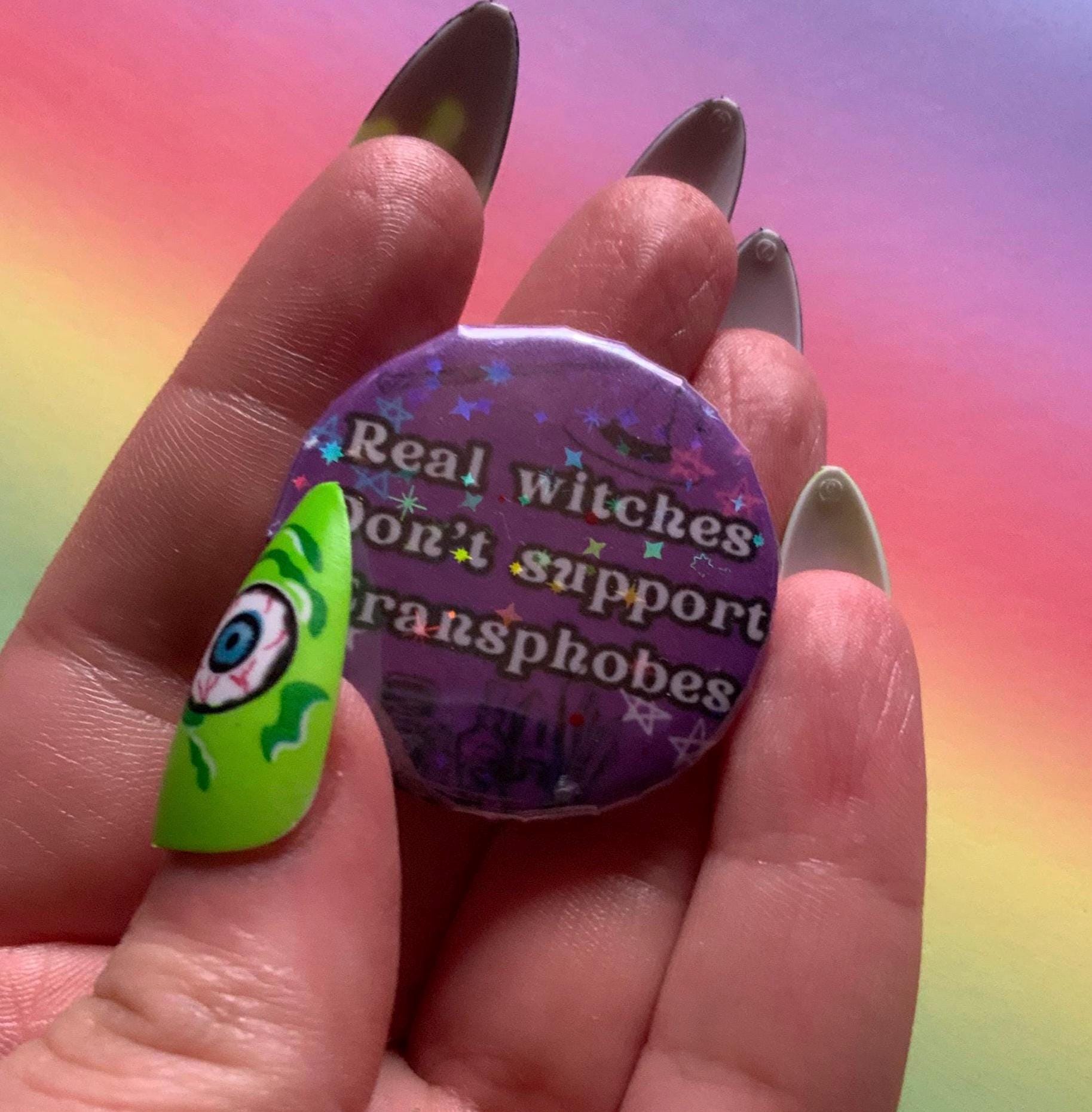 Real Witches Don't support Transphobes - 37mm - Button Pin Badge